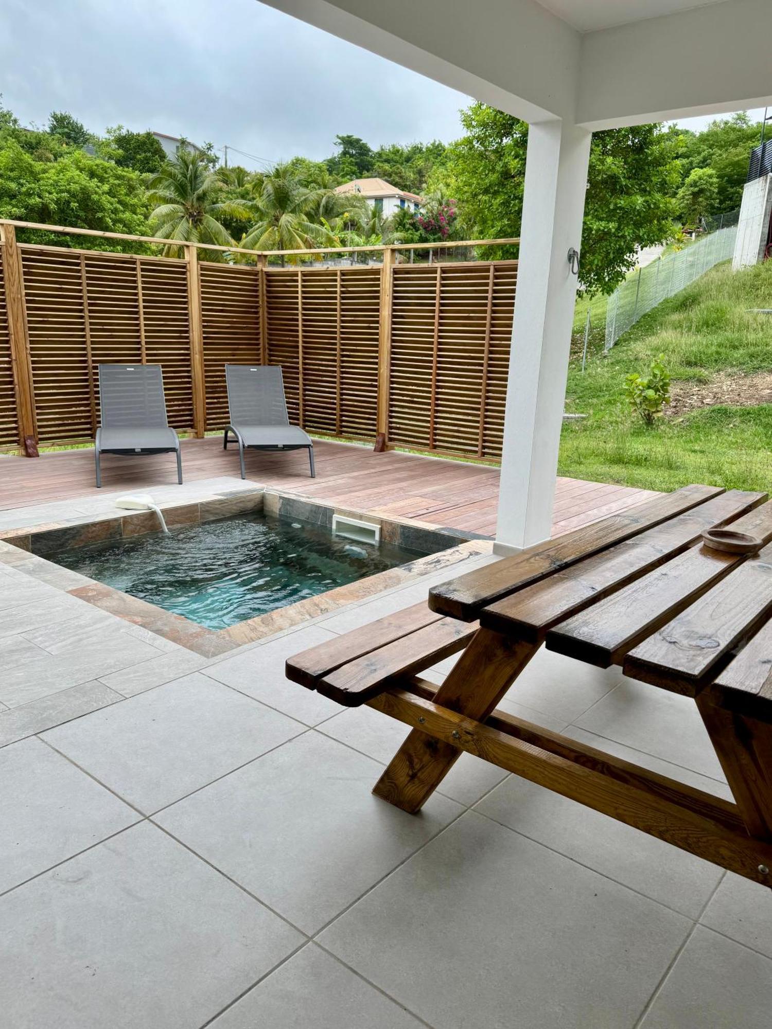 Le Marin Villa Maya & Villa Massai מראה חיצוני תמונה