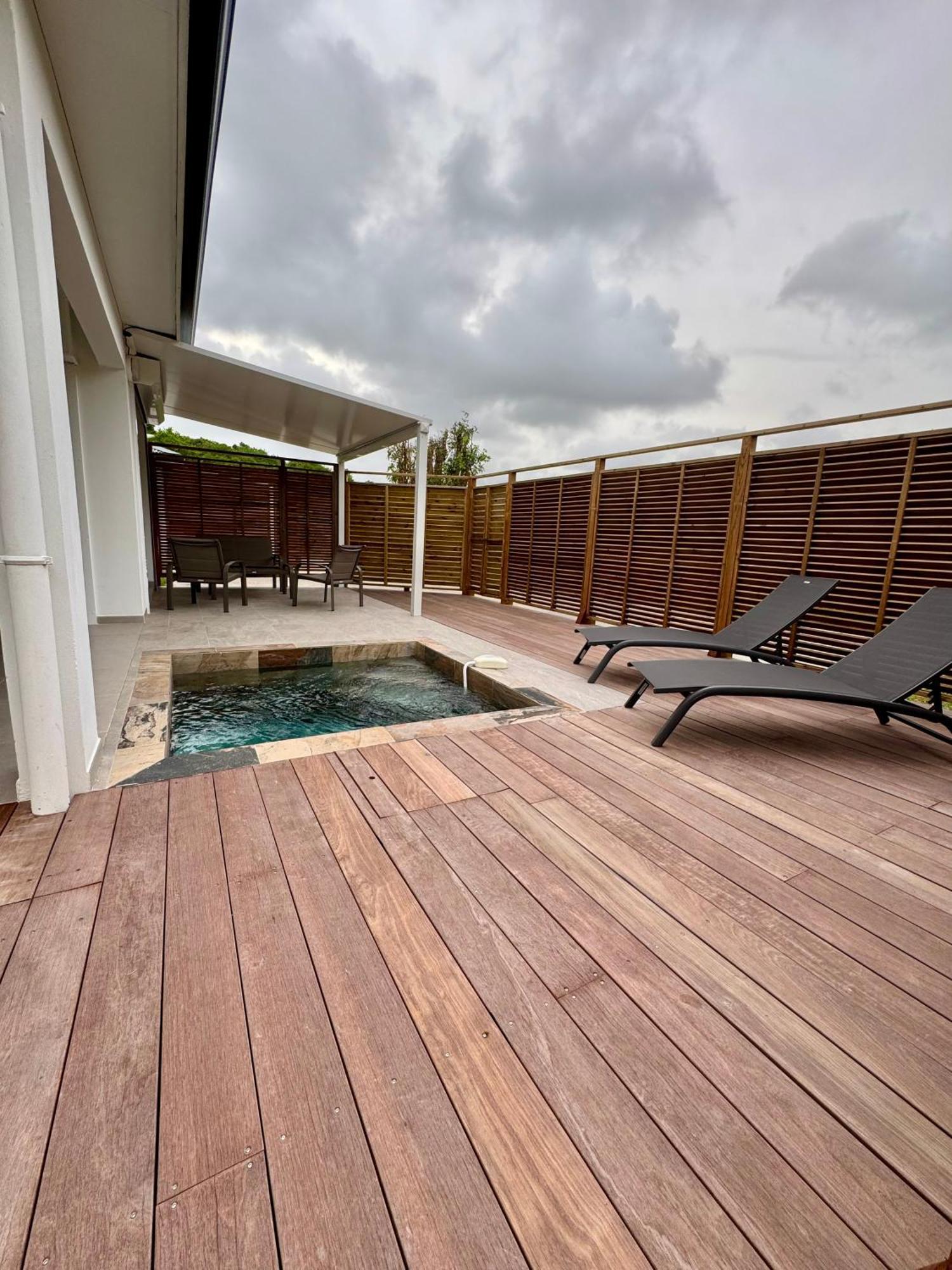 Le Marin Villa Maya & Villa Massai מראה חיצוני תמונה